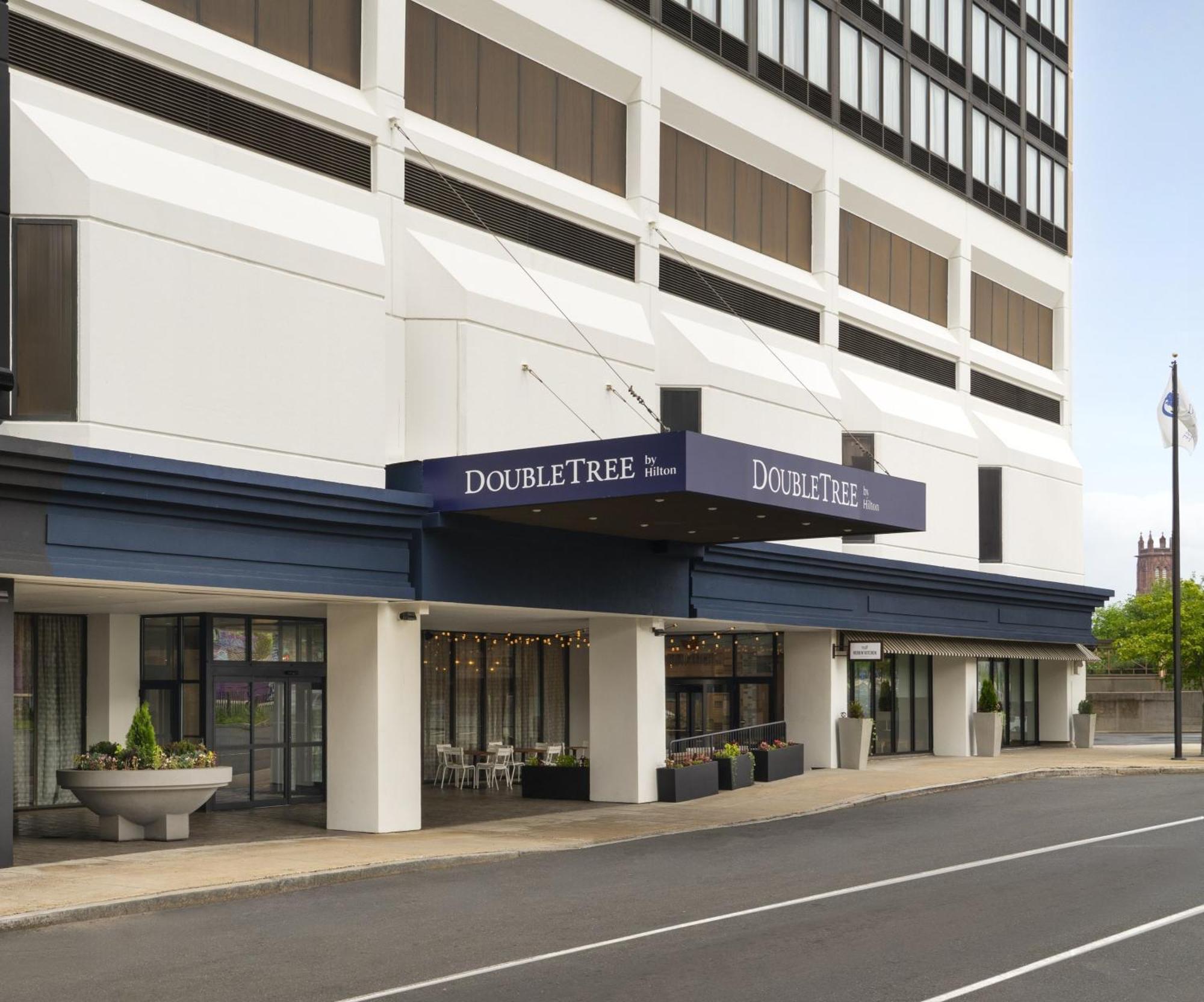 Doubletree By Hilton Hartford Downtown Hotel Ngoại thất bức ảnh